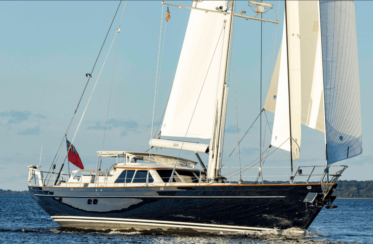 Sailing the Caribbean: Tips for Choosing the Perfect Boat Propeller - Deep Blue Yacht Supply